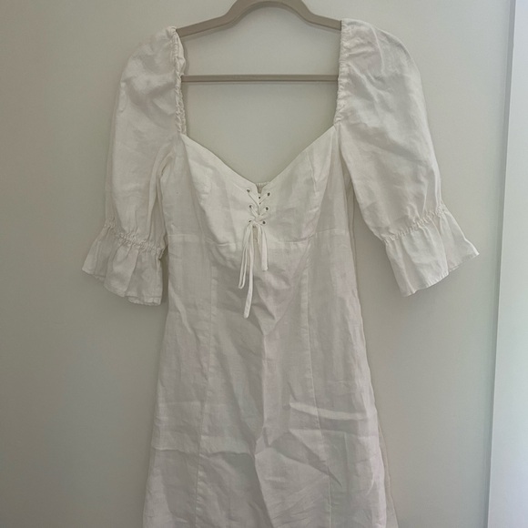aritzia stanza linen dress - Picture 2 of 5